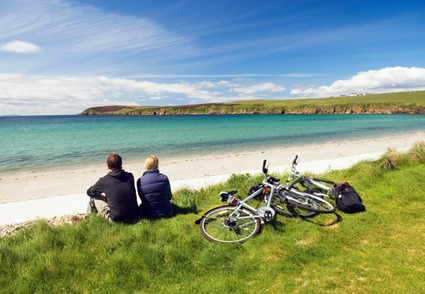 Nearby Sands O’ Wright Beach, Hoxa